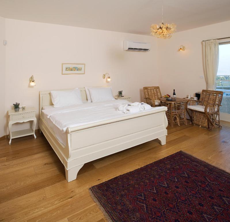 Jasmine Mansion Hotel Roș Pina Cameră foto